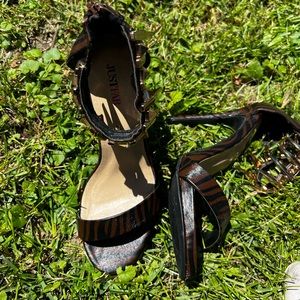 High heel shoes/sandals